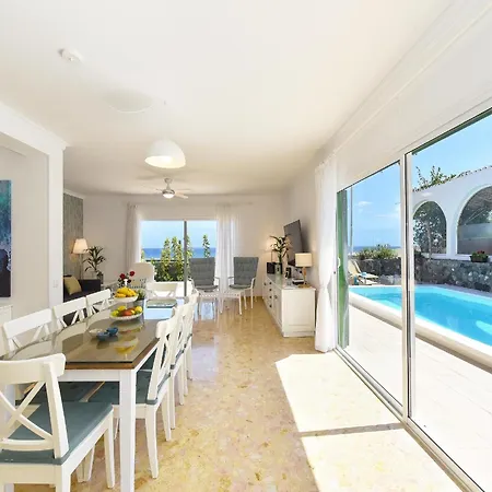 Villa Beachfront Del Ingles Exclusive Breathtaking Views Over The Sea And Dunes Private Heated Pool Terrace Bbq 200 M To, Las Palmas / Gran Canaria
